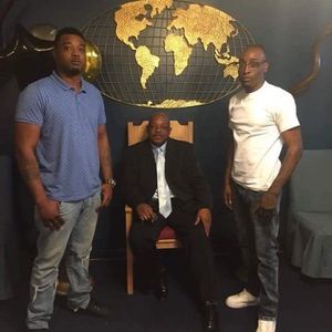 Meet your Posher, Curtis